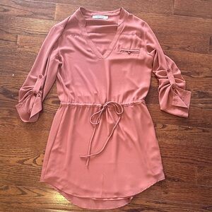 Mauve V-Neck Tunic with Tie Waist size small